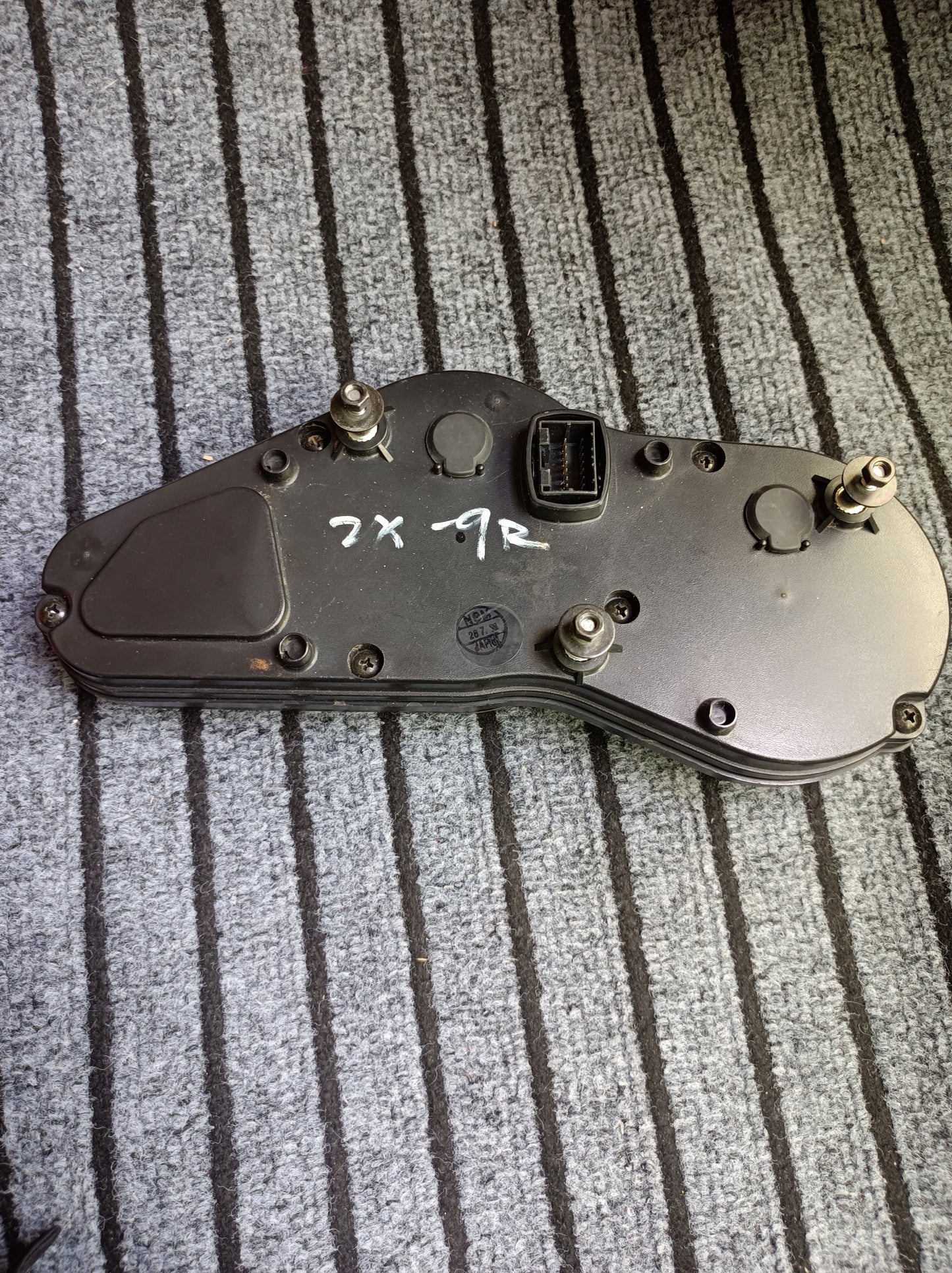 98-99 Kawasaki ZX9R Speedometer Dashboard Instruments 28011-1170