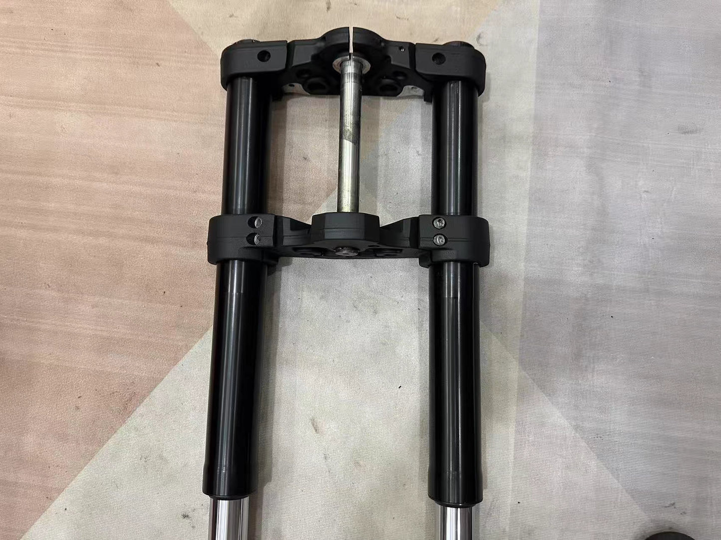 Harley-Davidson Low Rider S/ST FXLRS FXLRST OEM Front Fork & Triple Tree Set