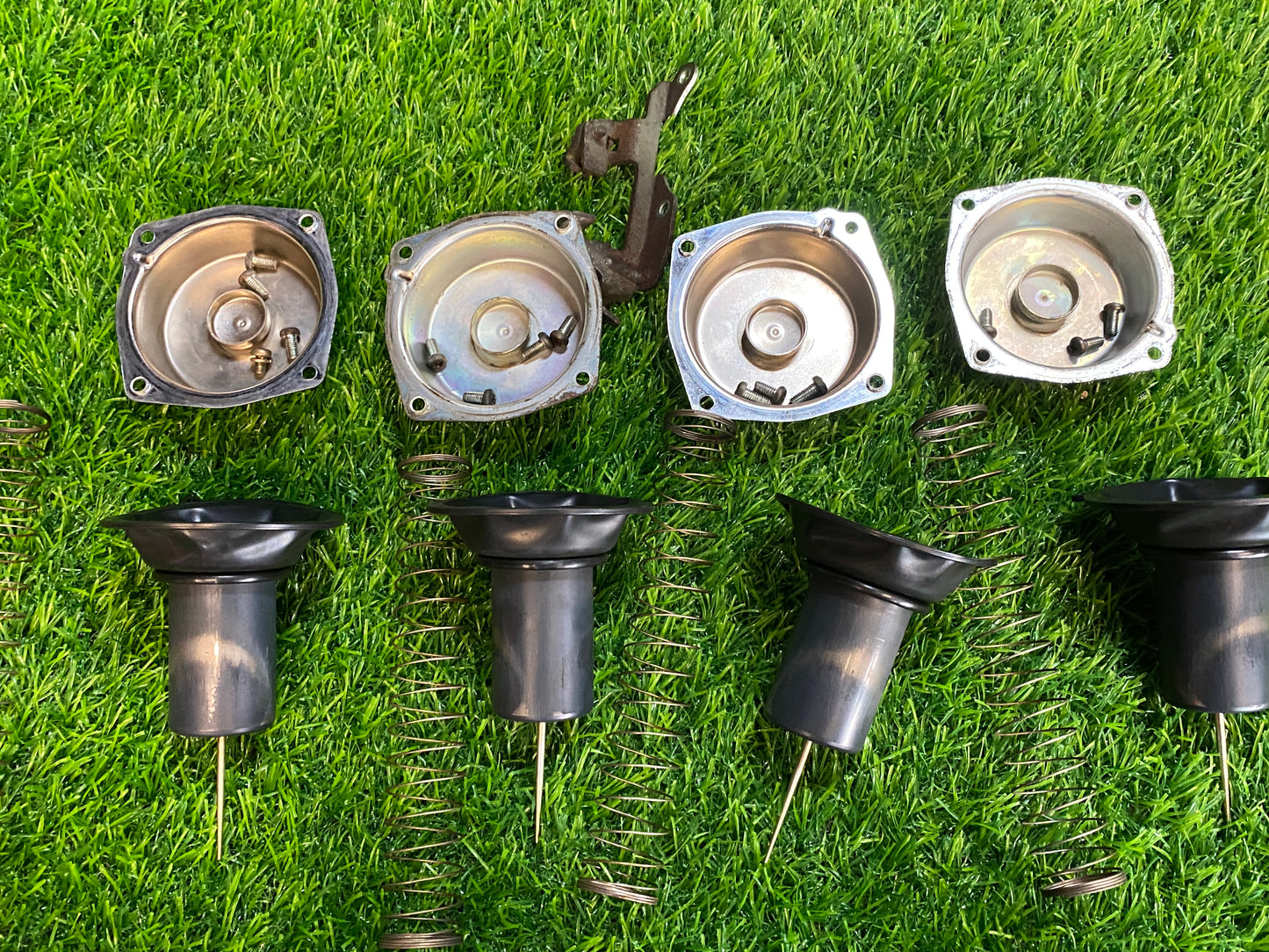 83-85 Honda CB650SC NIGHTHAWK Carburetor Assembly 16100-ME5-671