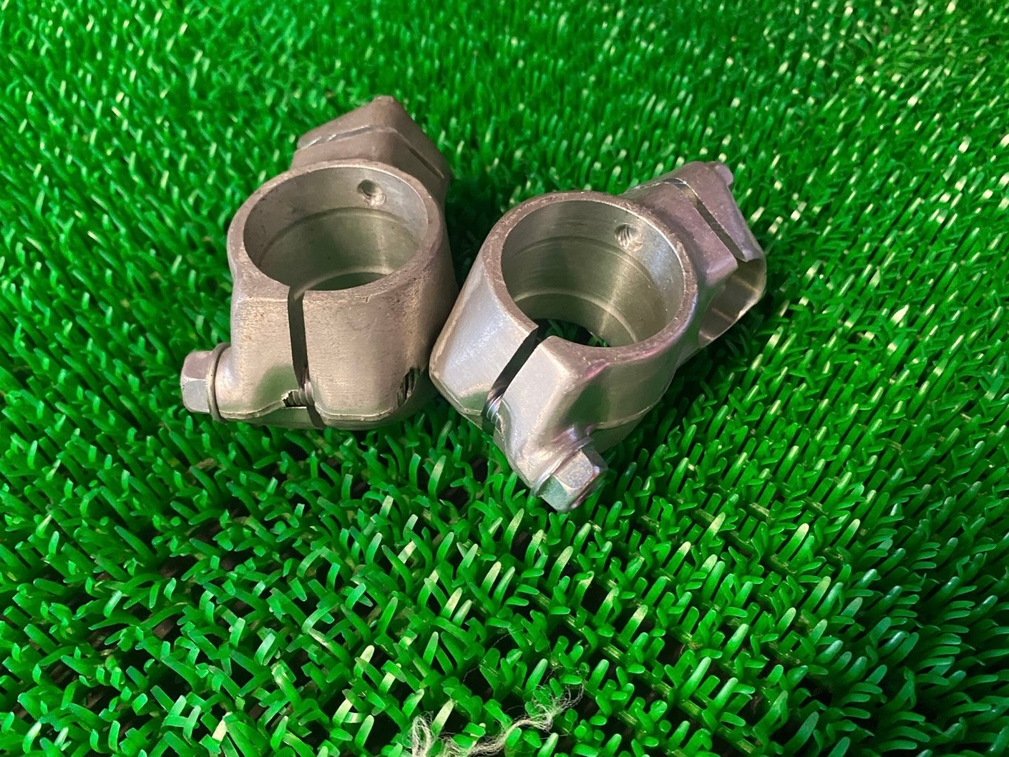 Honda RS125R HRC Parts 93-94 HOLDER HANDLE L/R A Pair 53112-NF4-770 53122-NF4-770