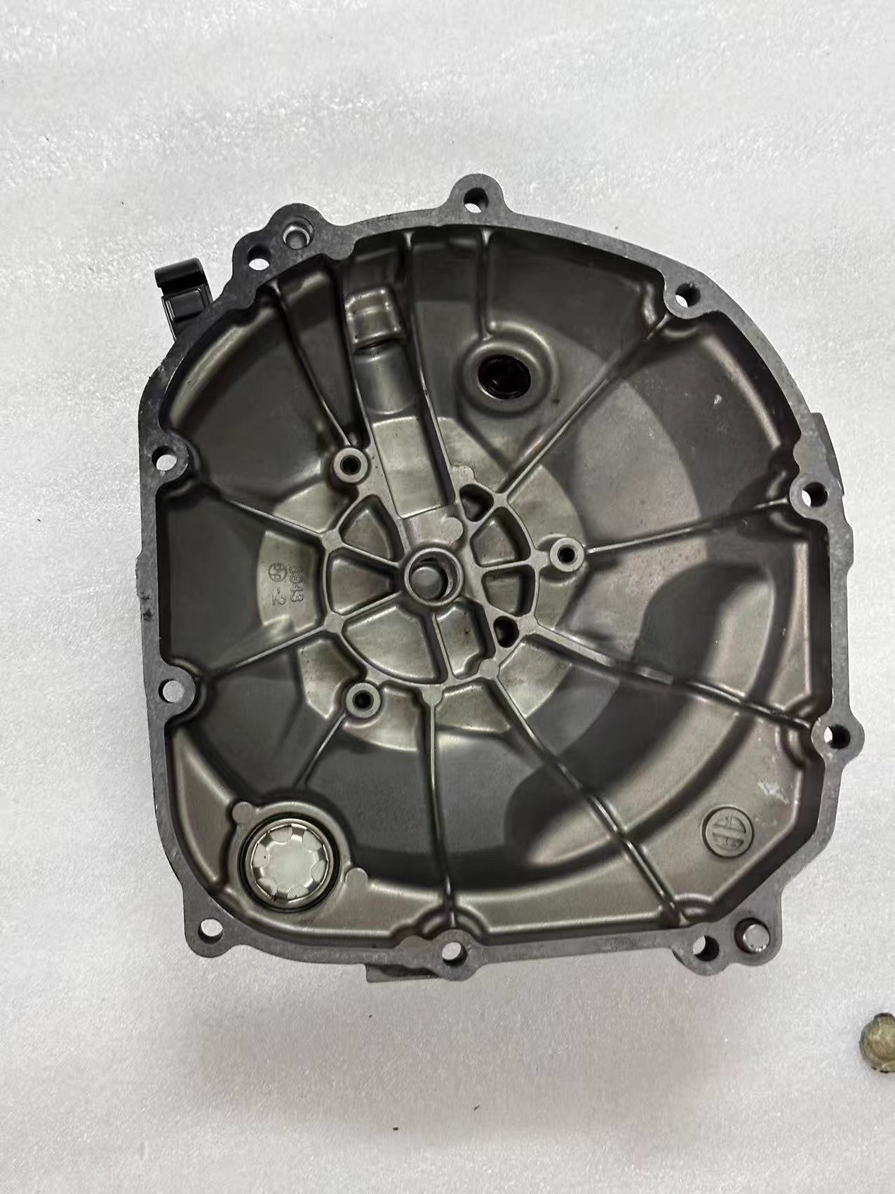 Engine Clutch Cover Assembly - KAWASAKI Z1000 / SX ABS (2010-2016) - Professionally Repainted | OEM 14032-0589