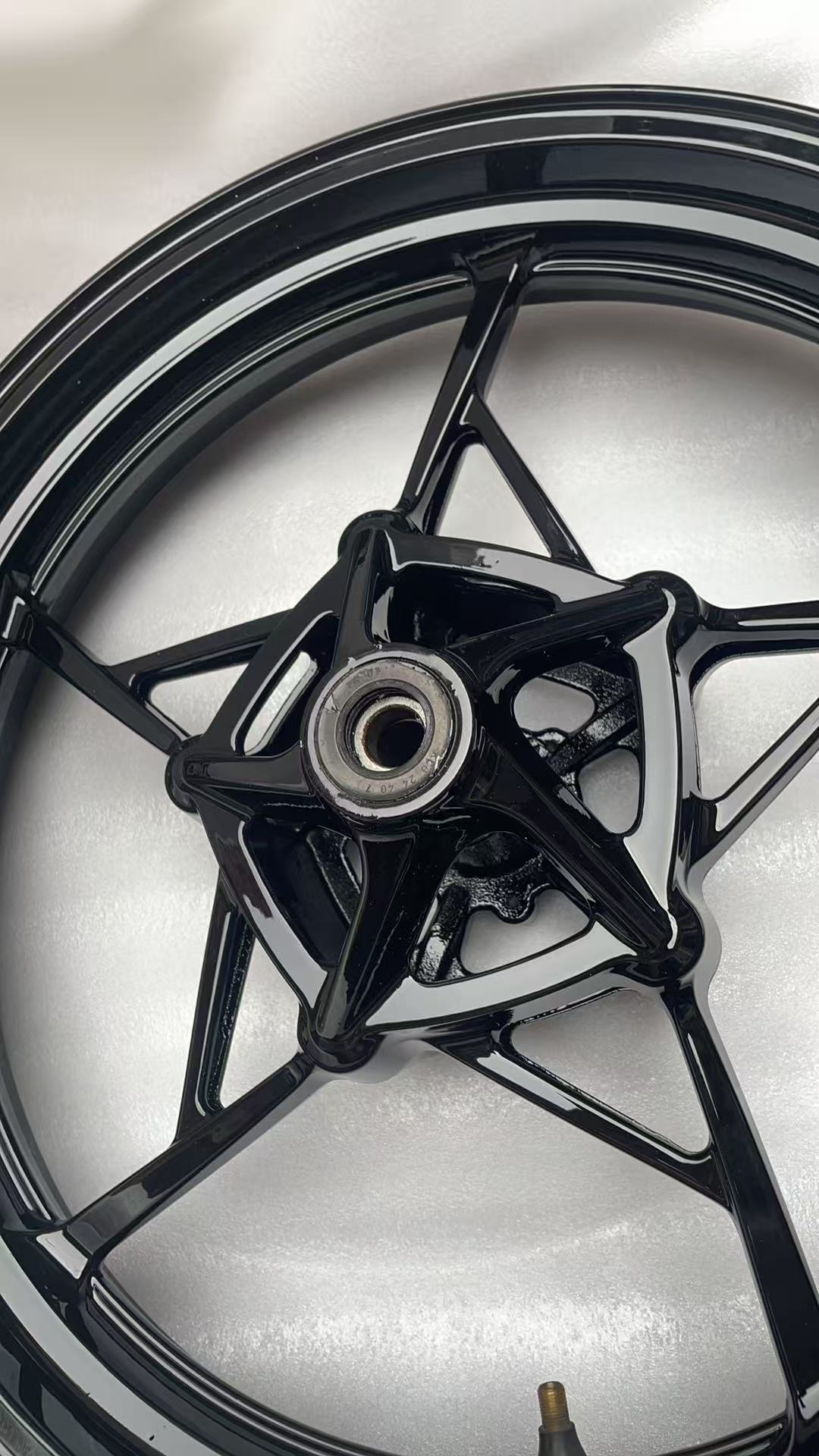 Refurbished OEM Kawasaki Ninja 400 Z400 Front Wheel 2018-2024 | Gloss Black Recoat