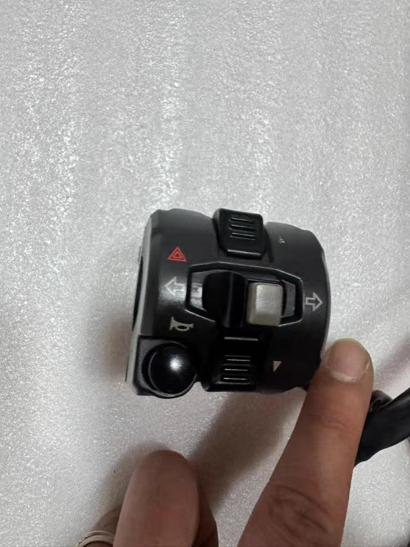 Genuine OEM Left Handlebar Switch Assembly - Ducati Monster 821 / 1200 (2014-2017) | Functional & Clear Icons #65110141A