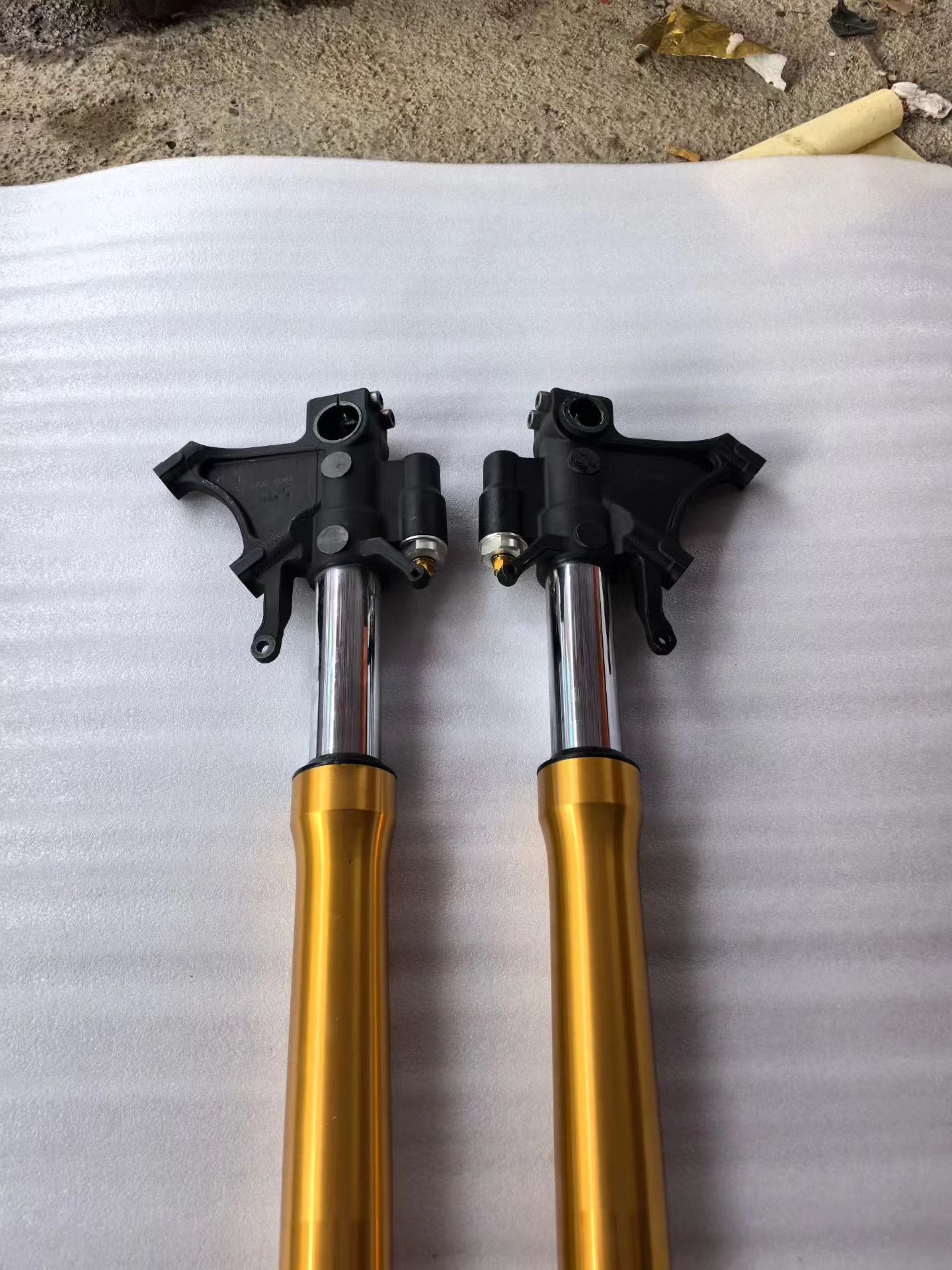 Front Fork Suspension Shocks Set - Yamaha YZF-R6 (2008-2016) | Gold OEM Straight