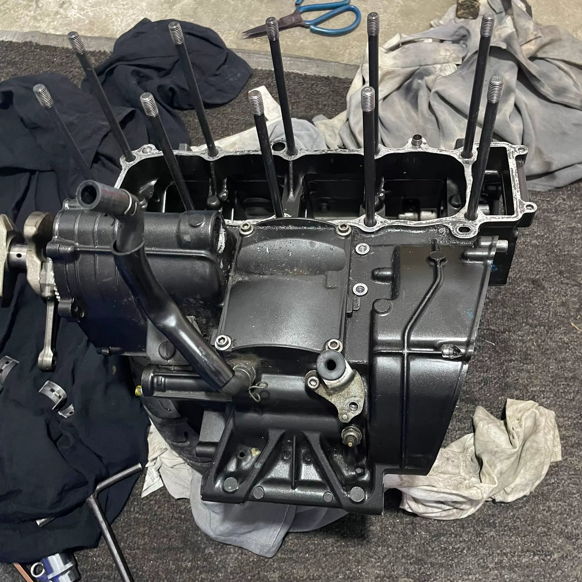 Yamaha YZF-R1 04-08 engine crankcase block, front 3/4 view showing left & right casing halves, used condition