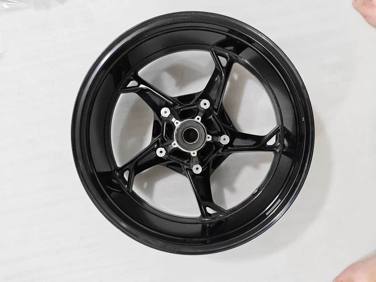 BMW S1000RR 2018-2023 Rear Wheel Rim OEM Used 36318389056 – full overview