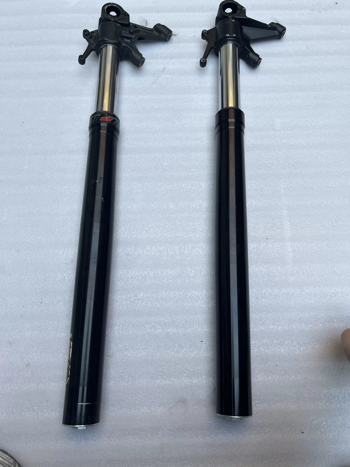 KTM 790 Duke front fork straight tube, angled view displaying upper tube surface and end detail