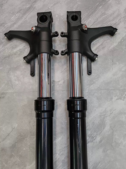 Honda CBR 600RR left fork leg upright full view, chrome upper tube with black anodized lower slider