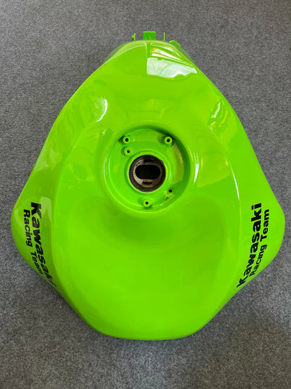 Kawasaki ZX-6R Fuel Tank 51092-5217-777 – Lime Green color code 777 paint detail