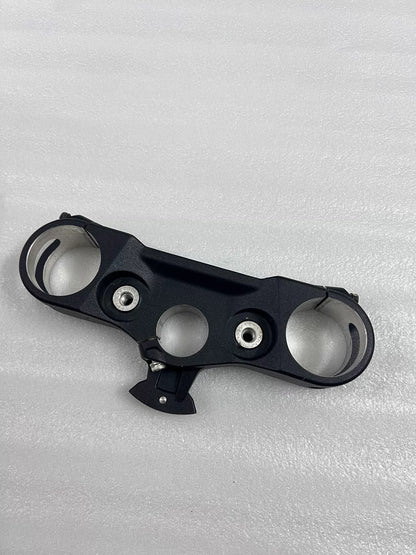 Upper fork yoke Ducati Multistrada 1200, overhead flat-lay showing full triple clamp geometry