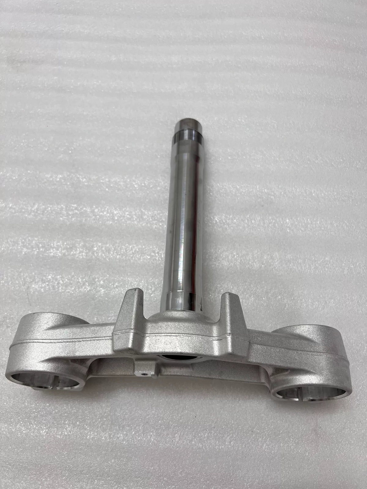 Used OEM Kawasaki Ninja 1000SX Triple Clamp Set OEM 44037-0169 – 2017–2025 PN:44 — Photo 6 of 9