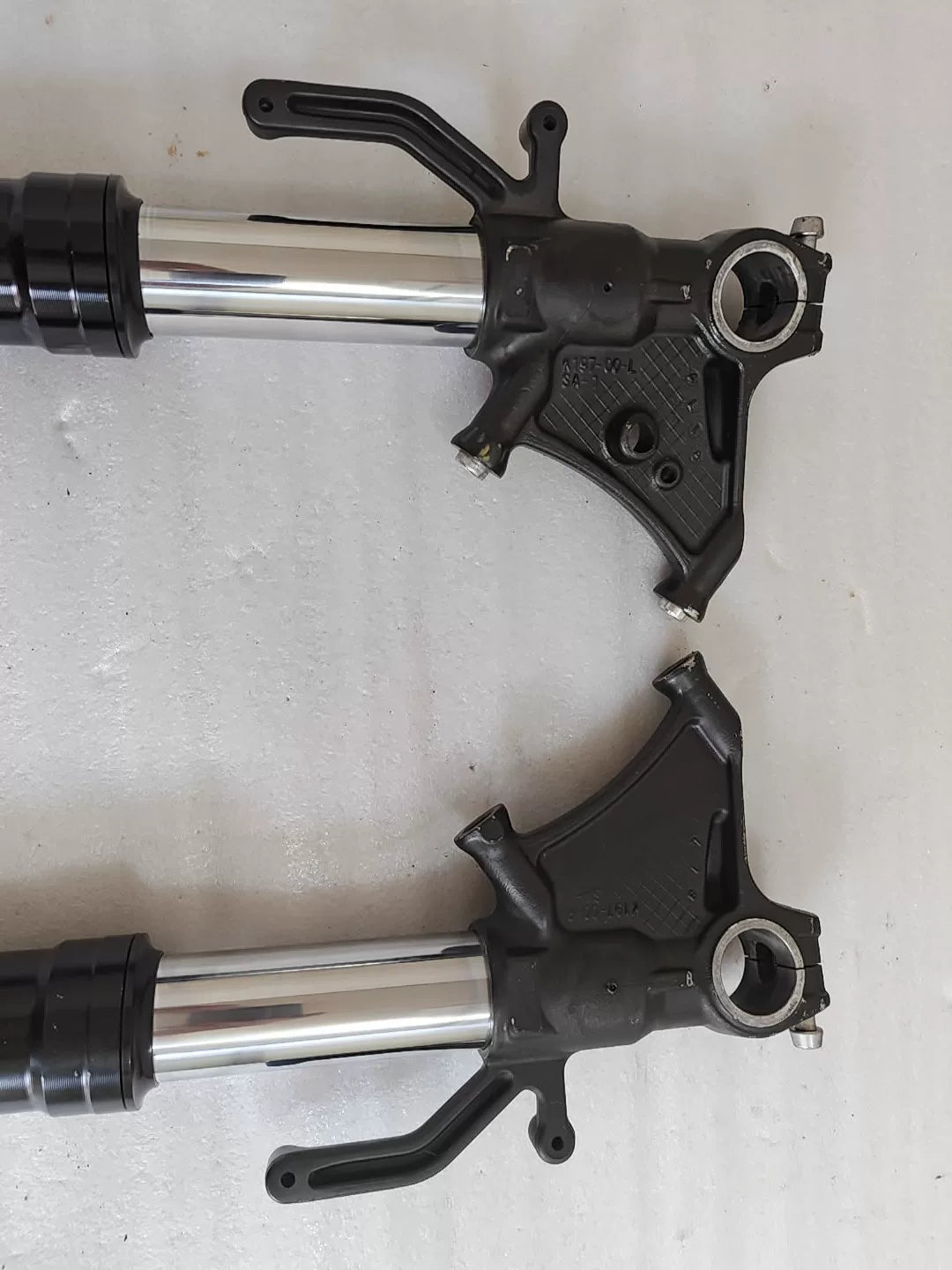 Front fork straight for Kawasaki ZX-10R 11-15, overhead view showing fork top cap detail