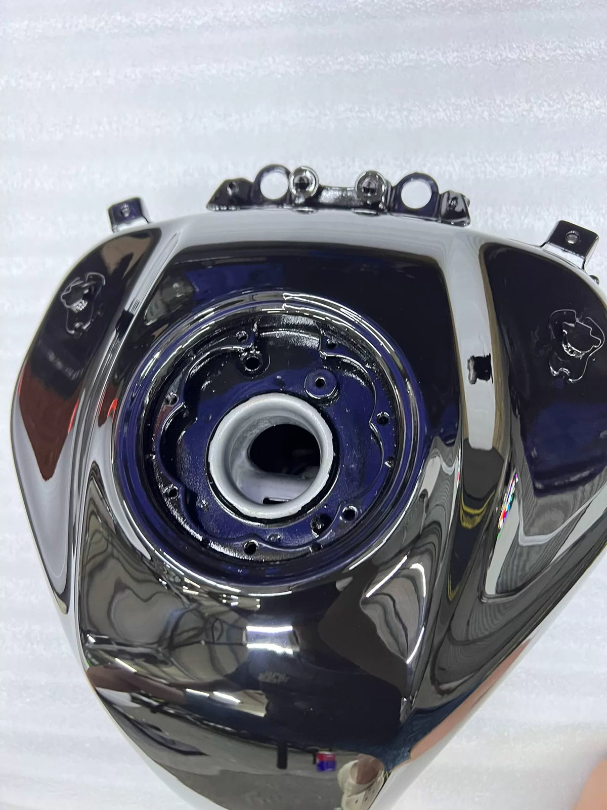 KTM 390 Duke Fuel Tank 93007113000 – tank only, no petcock or hardware