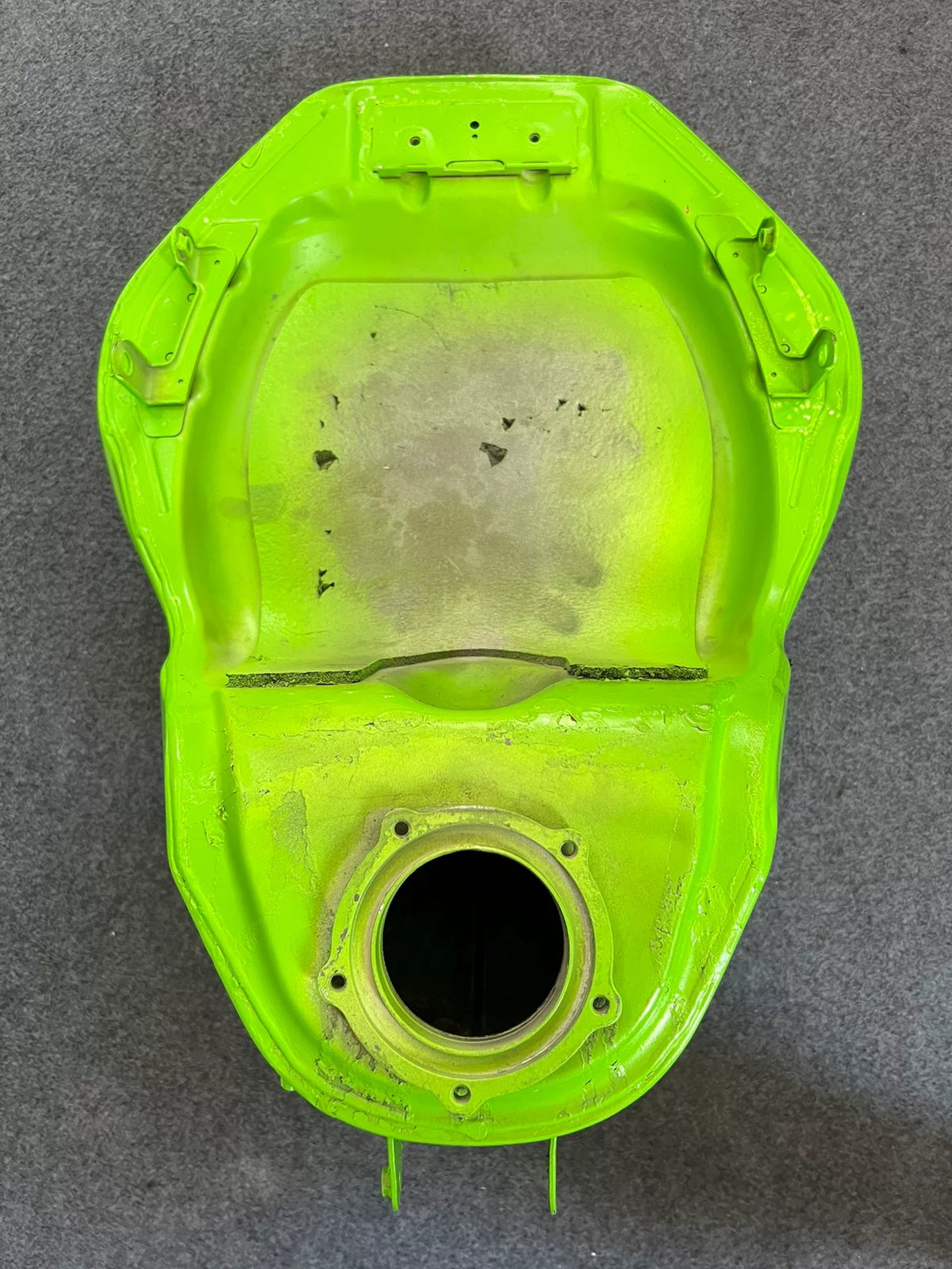 Used OEM Kawasaki ZX-6R Fuel Tank OEM 51092-5217-777 – Lime Green 777 (2021–2024 — Photo 6 of 7