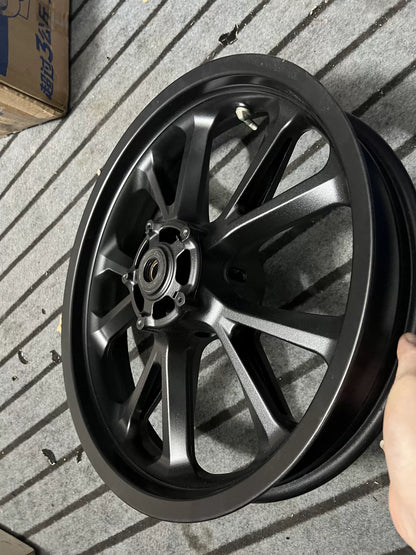 Honda GL1800 Gold Wing front wheel axle mounting area – fitment reference view