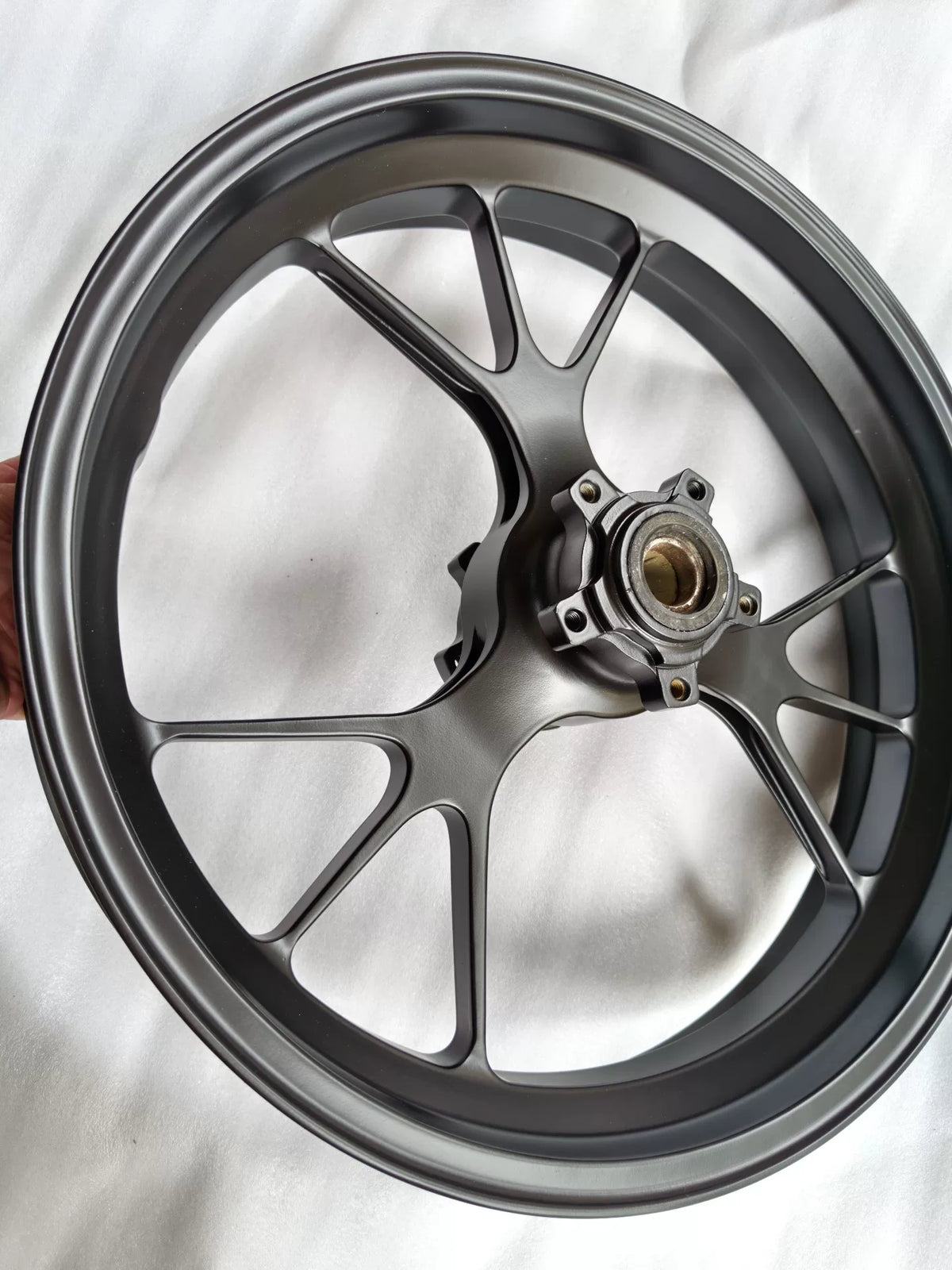 Used OEM Ducati Panigale V4 V2 Streetfighter Front Wheel OEM 50122341AA – Repain — Photo 6 of 8
