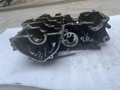 Lower crankcase Kawasaki Z900, close-up of bearing journal and oil channel detail, used OEM engine case
