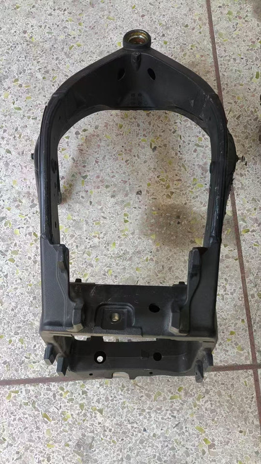 09-14 Yamaha YZF R1 YZFR1 Main Frame Chassis 14B2111000000
