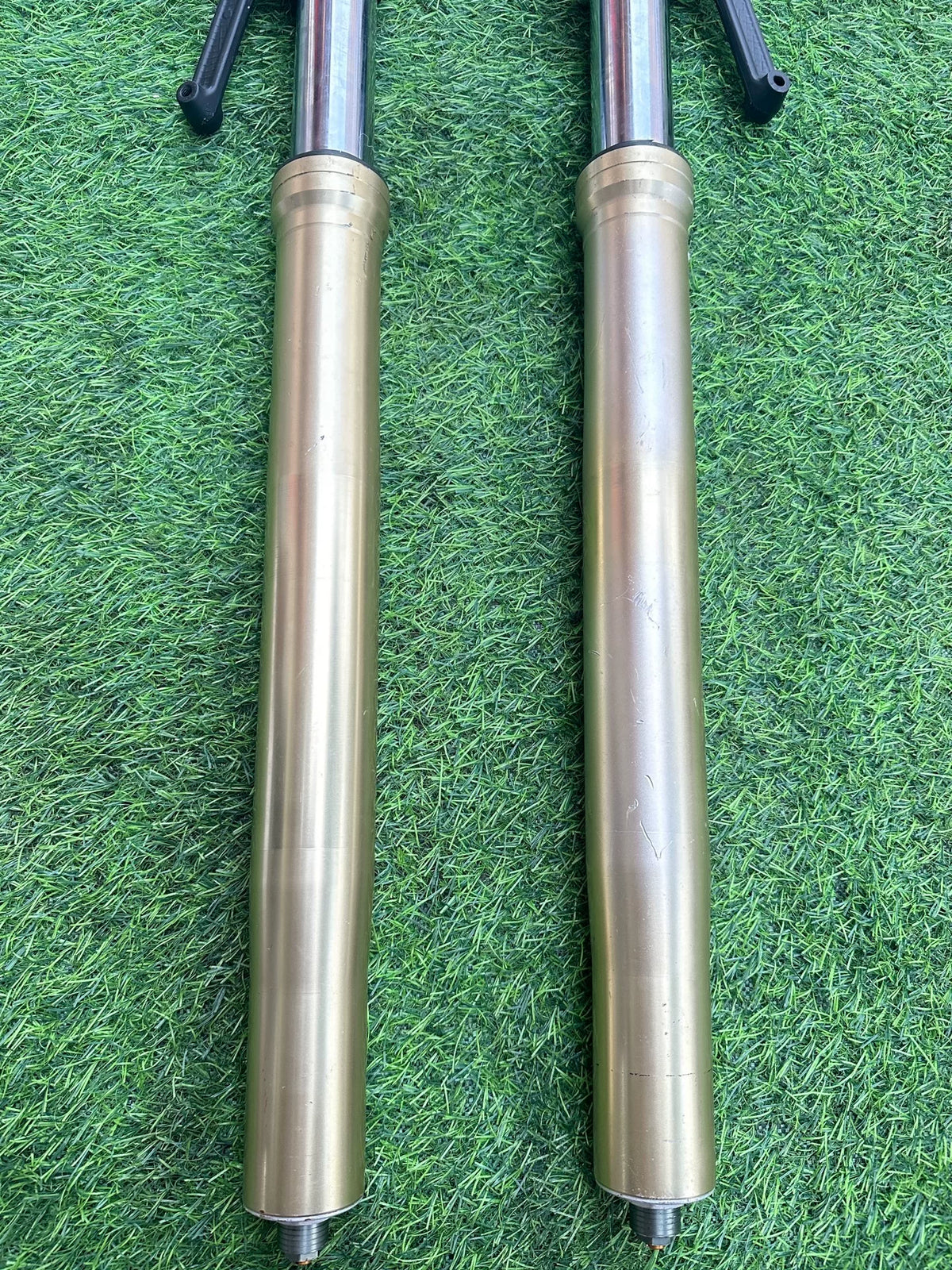 Used OEM Kawasaki ZX14R Front Fork Tubes OEM 44071-5093/5092 | 2008–2013 PN:4407 — Photo 6 of 9