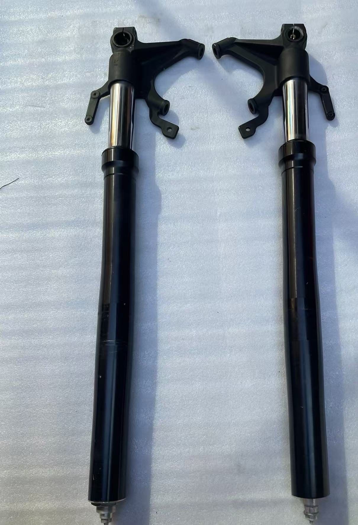 09-14 Yamaha YZF R1 Front Fork Suspension