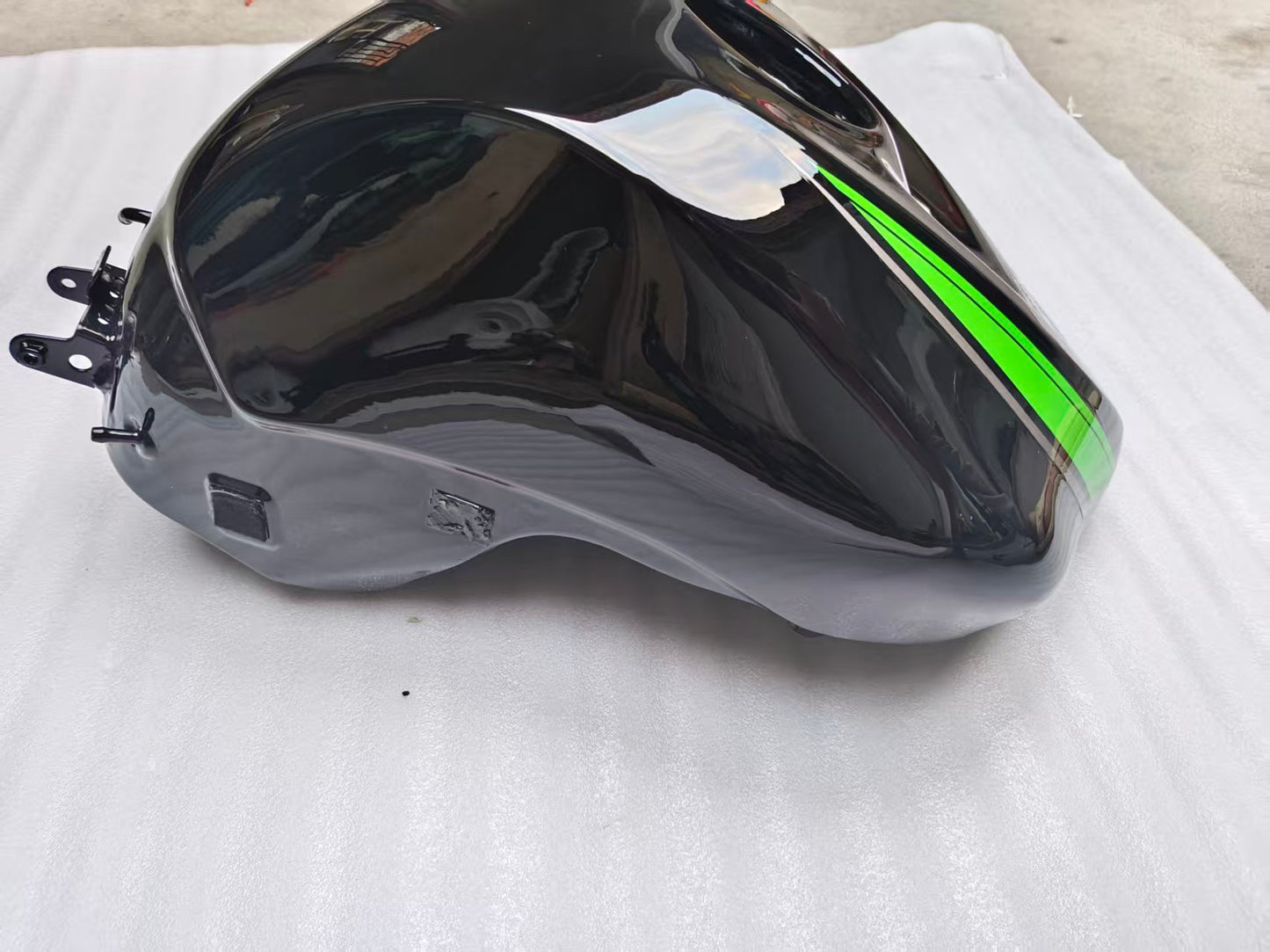 13-18 Kawasaki Zx6r 636 Fuel Gas Tank Repainting Black