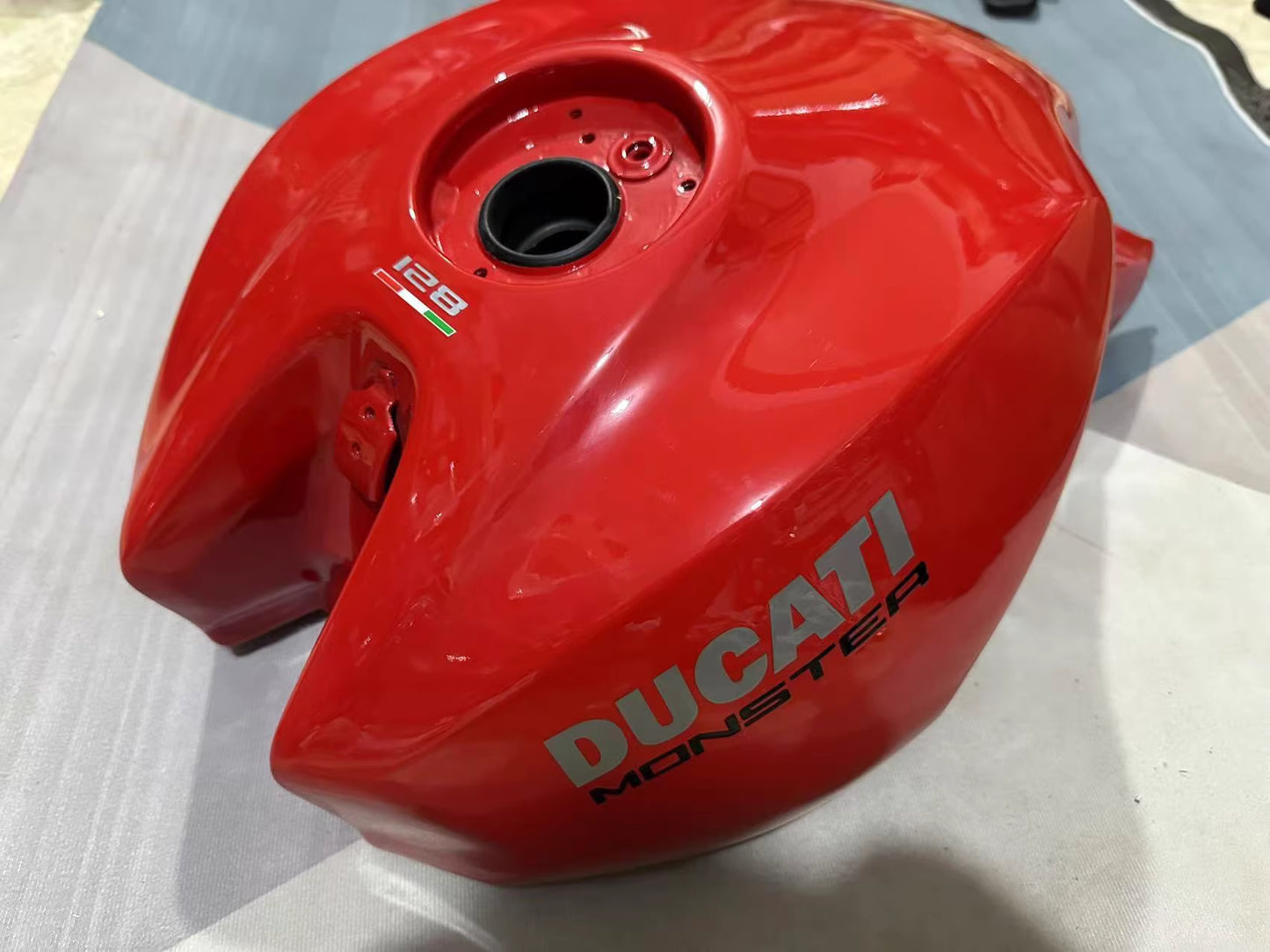 18-21 Ducati Monster 821 Gas Tank Fuel Tank Red 58612692EA