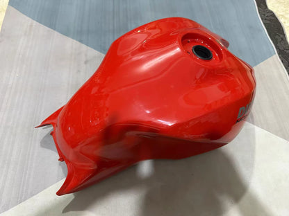 18-21 Ducati Monster 821 Gas Tank Fuel Tank Red 58612692EA