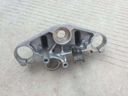 04-09 Yamaha FZ6 Triple Tree Fork Clamp 1B3-23435-00-00