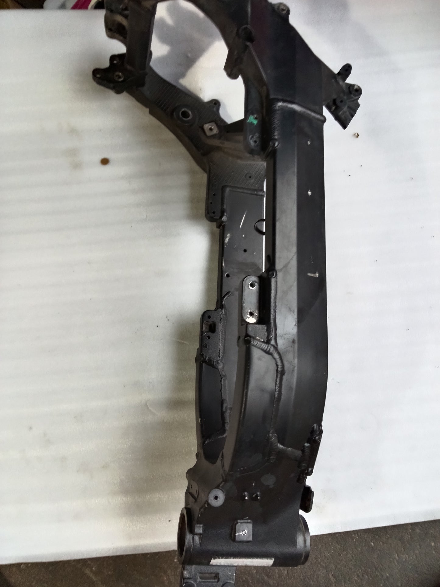 12-16 Suzuki DL650 V-STROM Main Frame Chassis Straight 41100-27G40-YAP