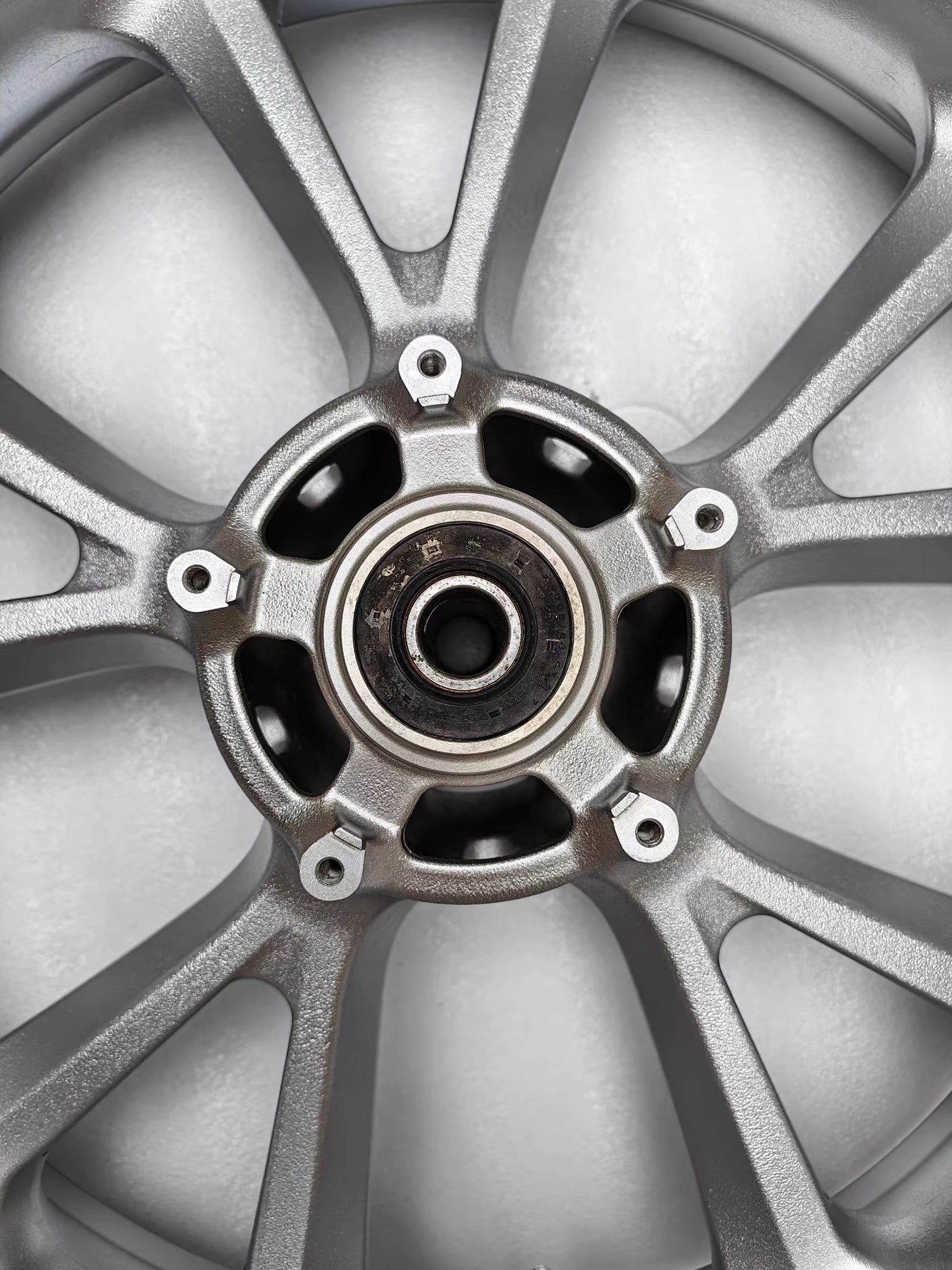 Front Wheel Rim - HONDA Goldwing GL1800 (2018-2026) | Professionally Refurbished OEM