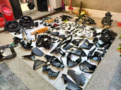 Complete Disassembled Engine & Bodywork Components - BMW G310RR (2025) - Ultra Low Mileage | OEM R109 Kit