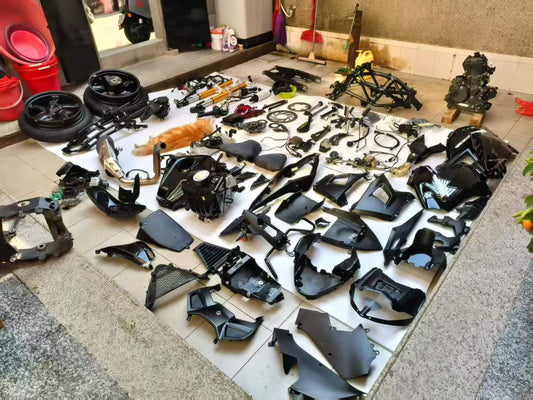 Complete Disassembled Engine & Bodywork Components - BMW G310RR (2025) - Ultra Low Mileage | OEM R109 Kit