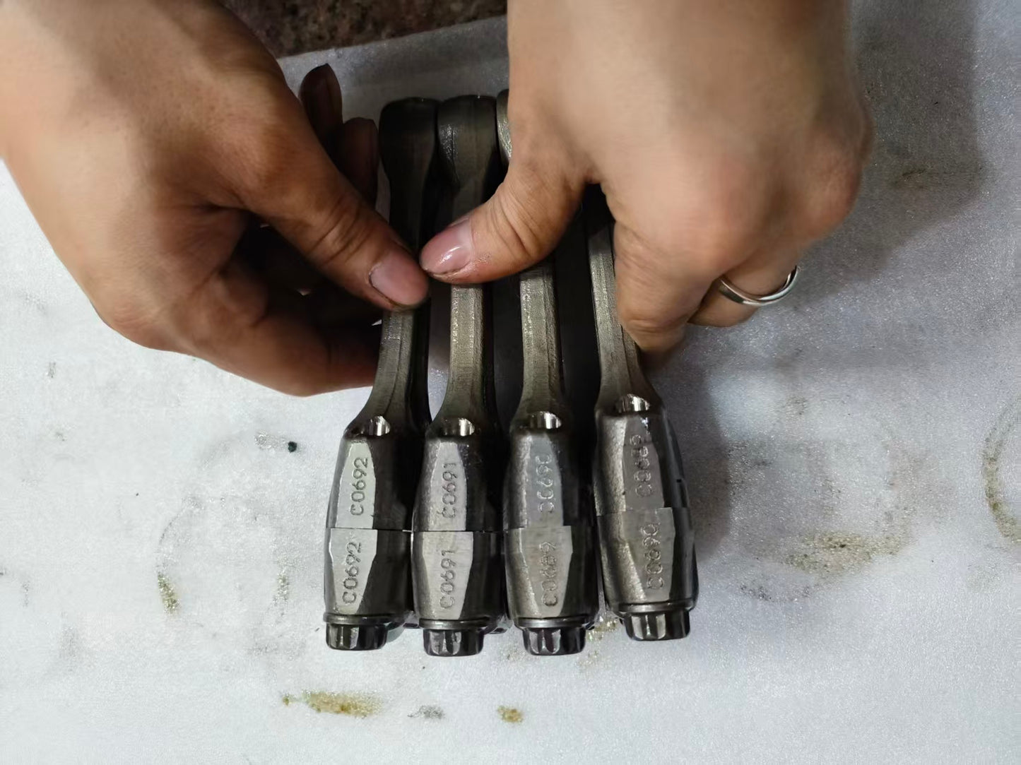 Suzuki GSXR 1000 Connecting Rods and Bearings OEM