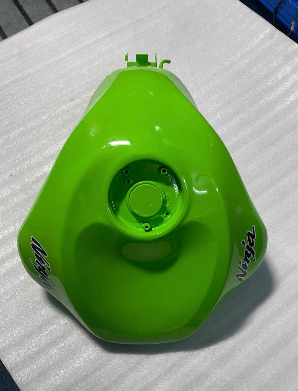 2010 Kawasaki Zx6r 636 Fuel Gas Tank Repainting Black — Photo 1 of 9