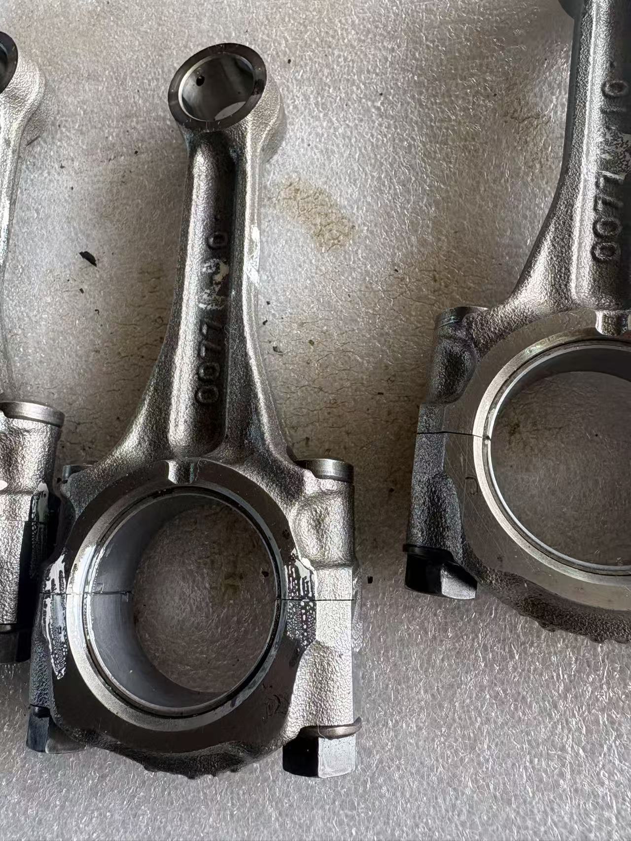 Genuine OEM Crankshaft & Connecting Rods Assembly - Kawasaki ZX-10R (2011-2015) | Low Mileage (20k km) | Inspected & Clean Journals #13031-0956