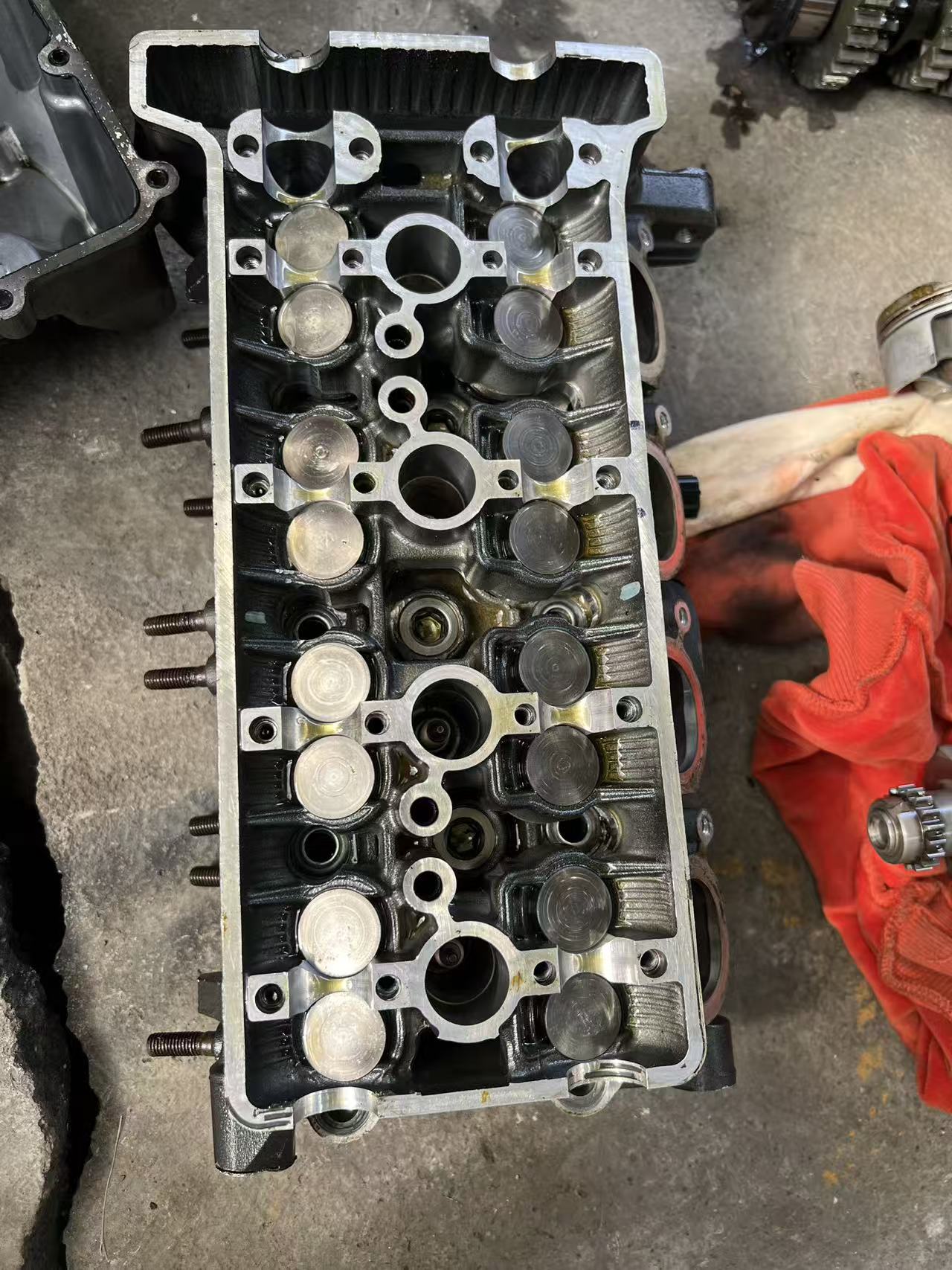 Yamaha YZF-R6 2008-2016 cylinder head assembly OEM used – full overview