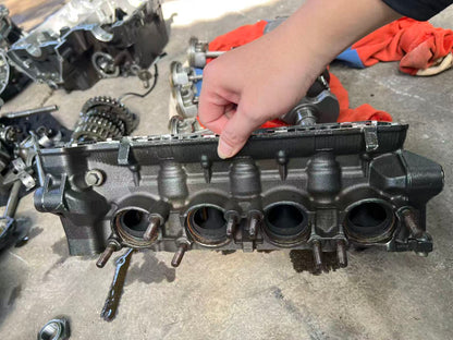 Used OEM Yamaha YZF-R6 Cylinder Head Assembly OEM 2C0111010100 – Used, ~12K Mile — Photo 7 of 23