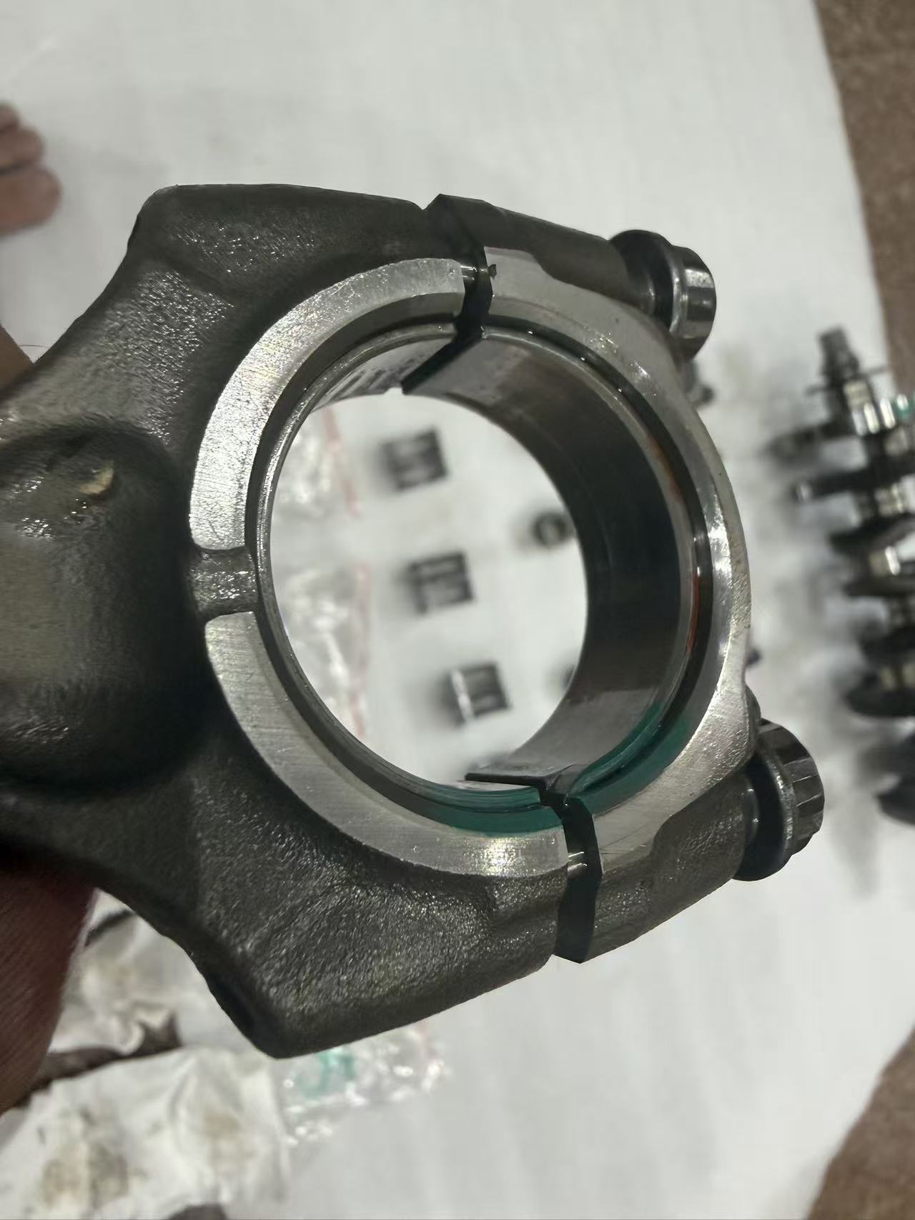 Used OEM Suzuki GSX-R1000 Crankshaft w/ Connecting Rods & Bearings – OEM K5–K8 2 — Photo 14 of 19