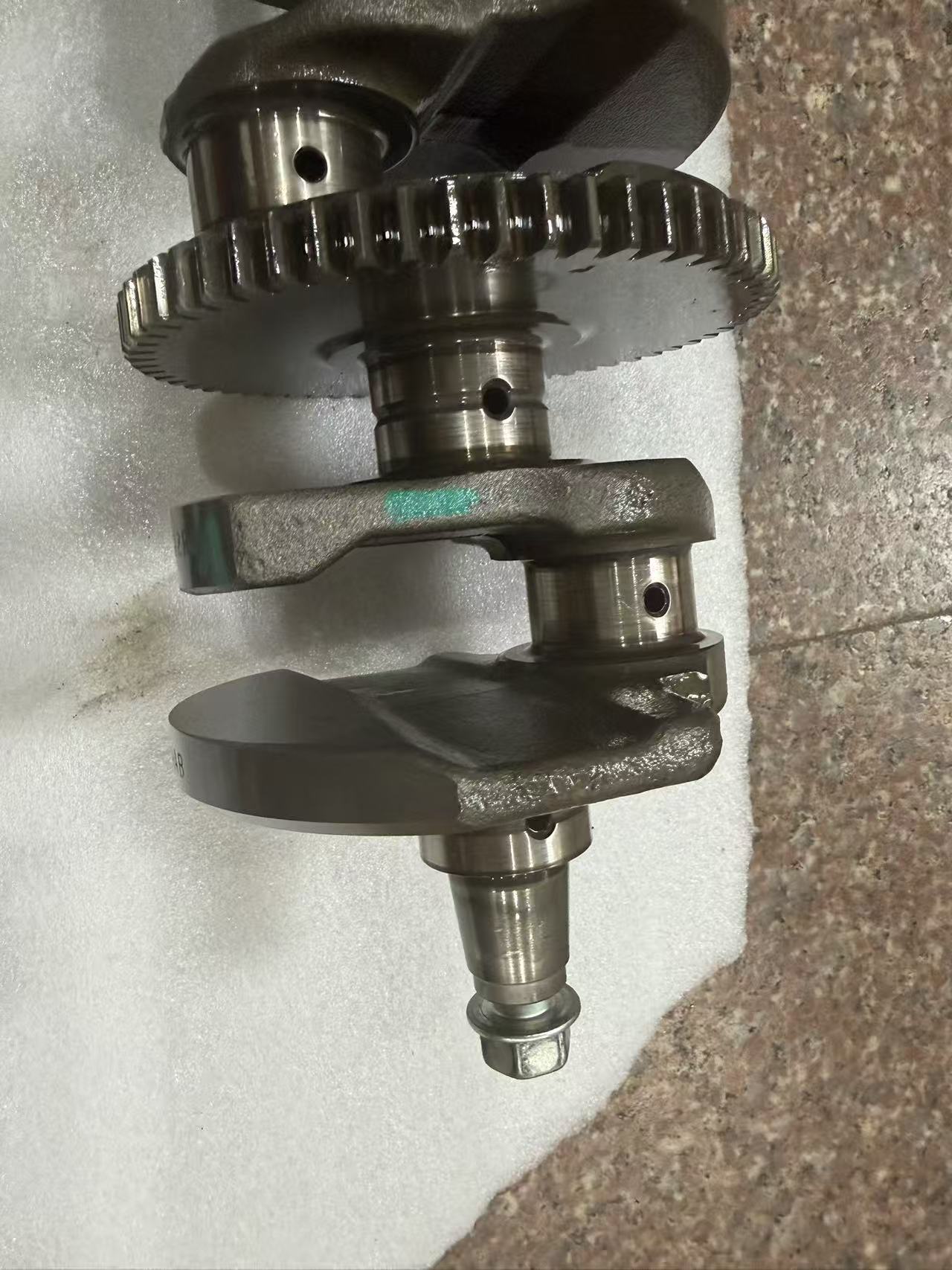 Used OEM Suzuki GSX-R1000 Crankshaft w/ Connecting Rods & Bearings – OEM K5–K8 2 — Photo 19 of 19