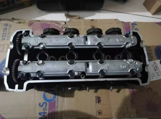 2013 Kawasaki Z800 Cylinder head Valves Camshafts