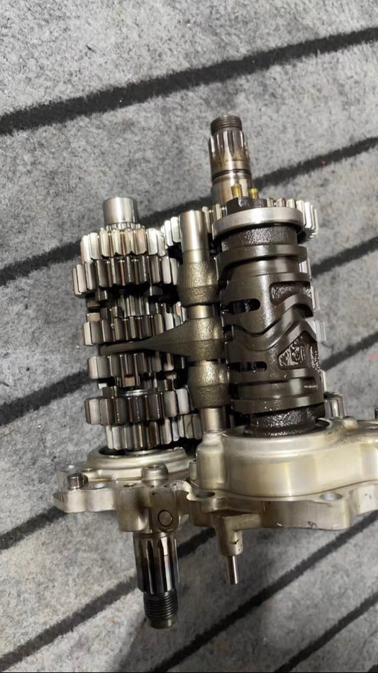 11-15 Kawasaki ZX10R Gearbox Transmission Engine Drum Forks Used