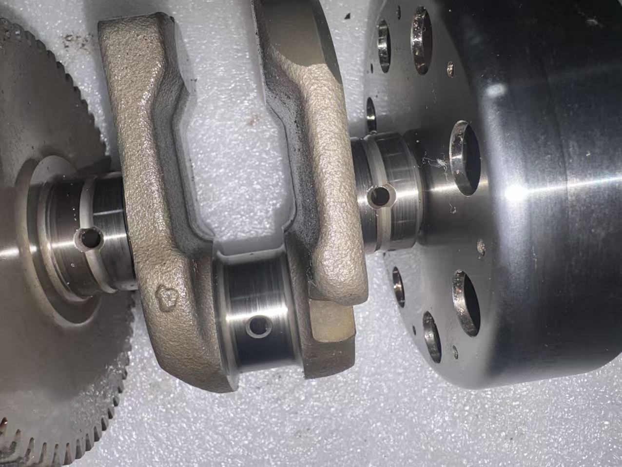 OEM Engine Crankshaft Assembly - Suzuki GSX-R 1000 K5-K8 (2005-2008) - Tested Straight