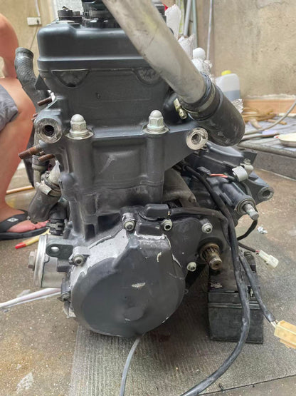 Yamaha YZF-R6 Complete Engine 2007 – Used OEM, Good Working Condition 2007 Yamah — Photo 12 of 13