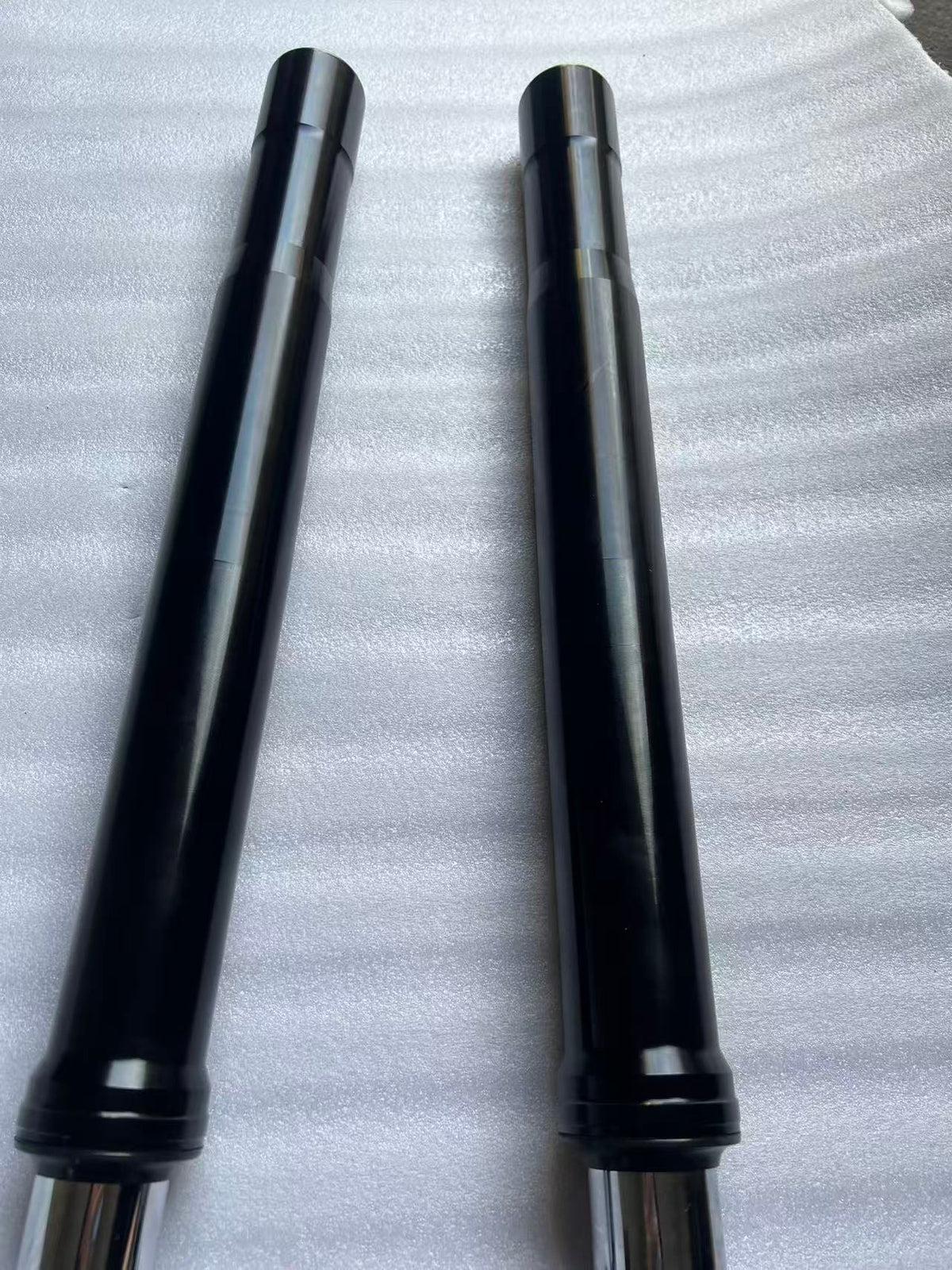 Kawasaki Z900 2017-2025 Front Fork Lower Leg Axle Clamp Area – fitment reference