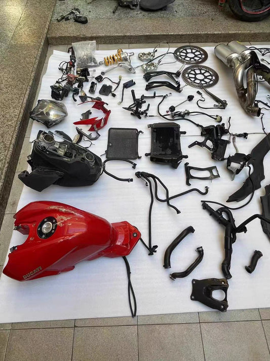[Breaking for Spares] Ducati Streetfighter 848 - All OEM Parts Available | Engine, Chassis, & Electronics