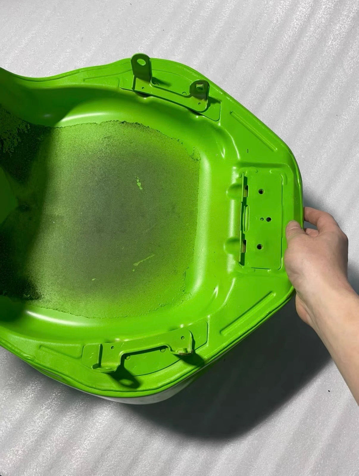 2010 Kawasaki Zx6r 636 Fuel Gas Tank Repainting Black — Photo 8 of 9