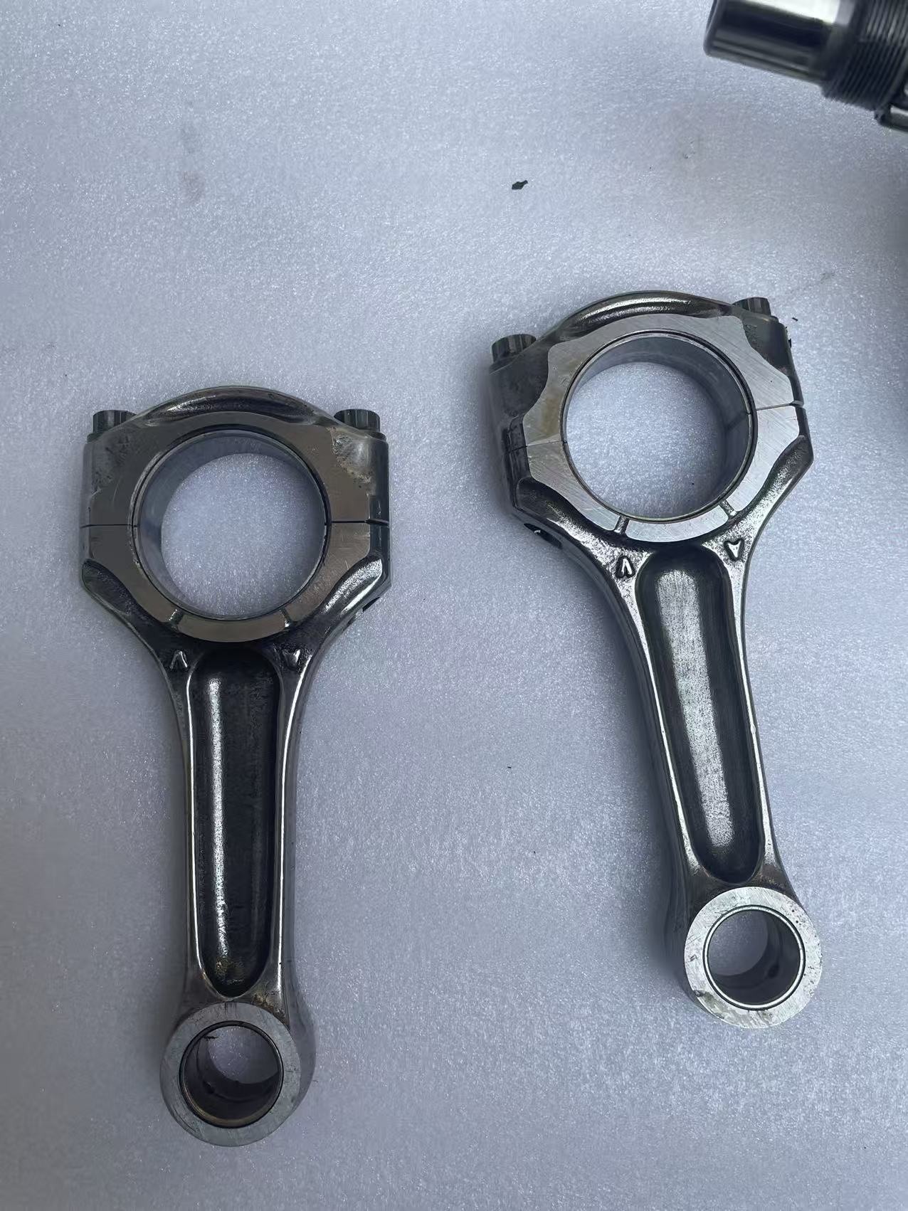 Used OEM Ducati Diavel 1200 Crankshaft with 2 Connecting Rods 2011-2014 Rebuild