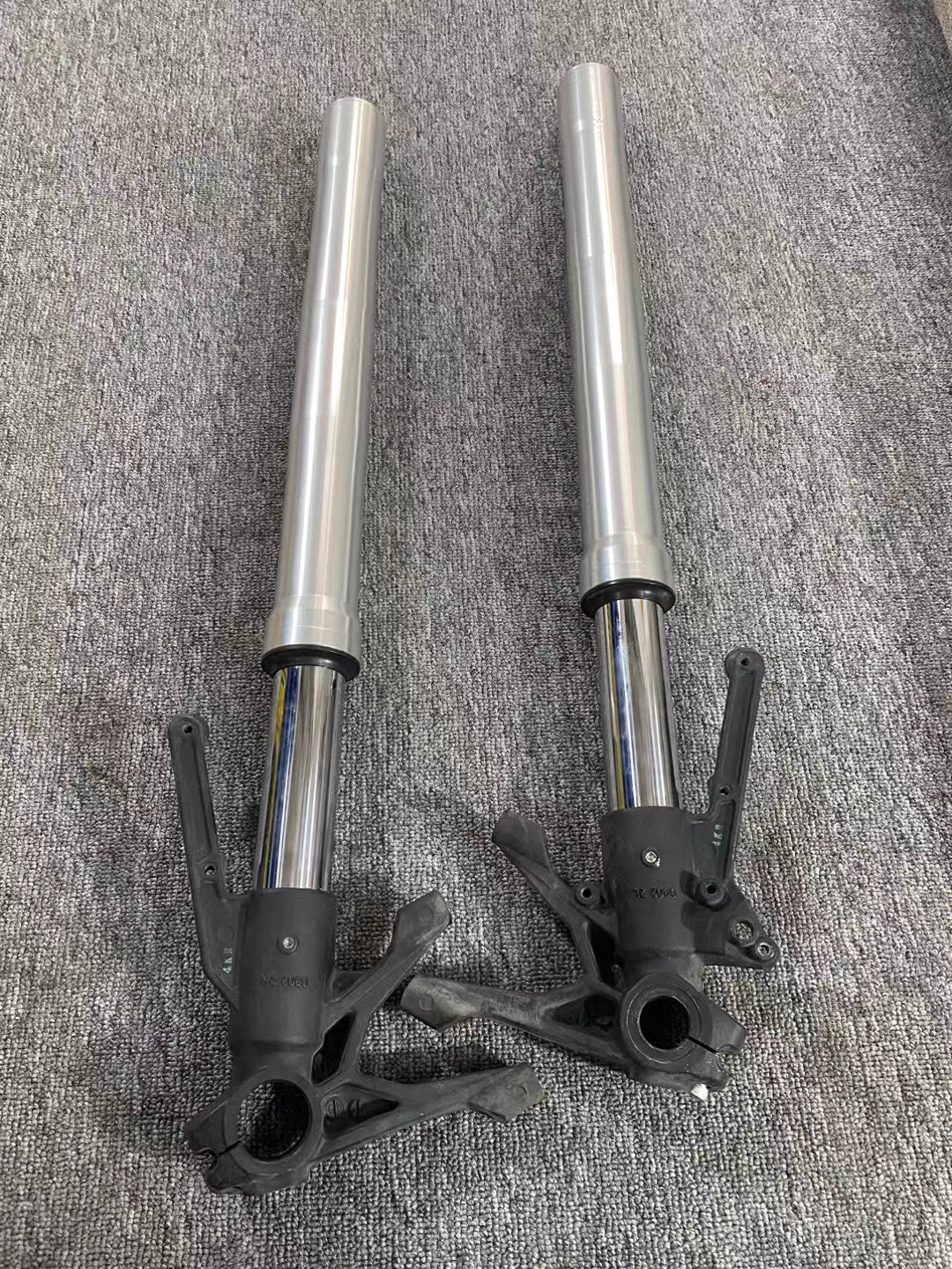 Genuine OEM Ducati Monster 821 Front Fork Pair 2015-2021 | Clean Stanchions, Inspected