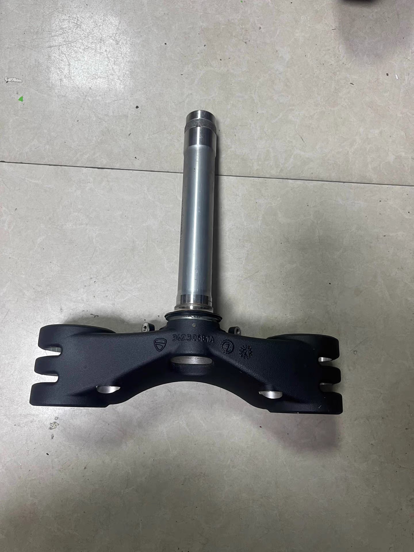 Used OEM Ducati Panigale V2 Lower Triple Clamp + Steering Stem 2020-2025