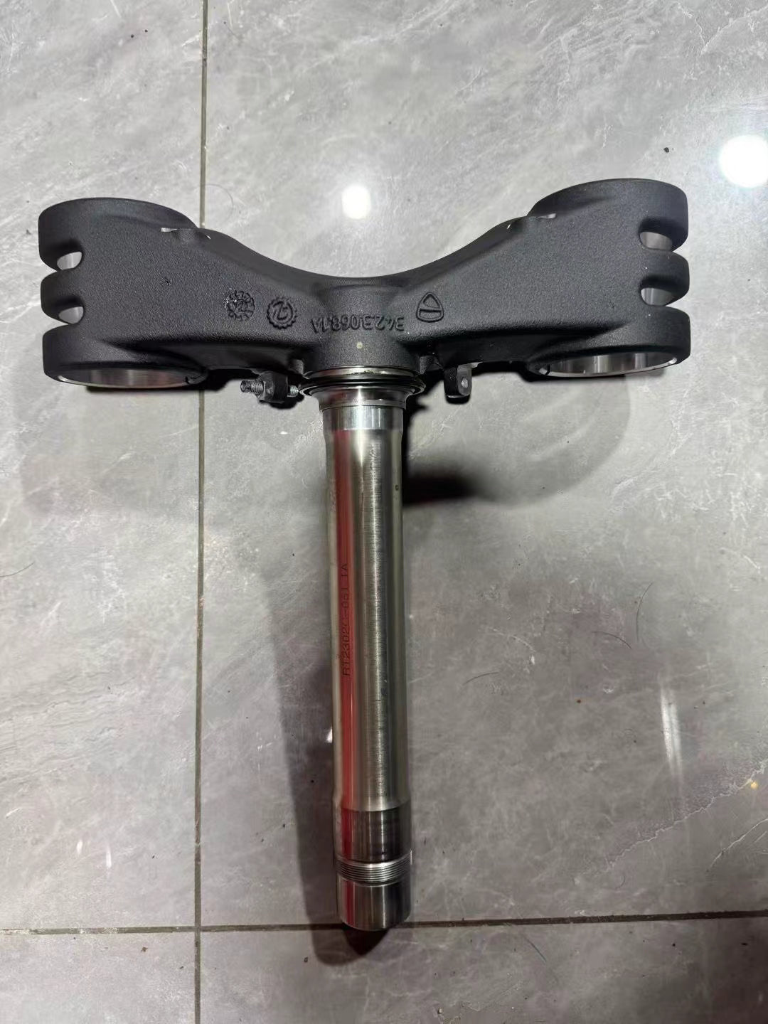 Genuine OEM Ducati Panigale 1199 1299 899 959 Lower Triple Clamp + Stem 2012-2019